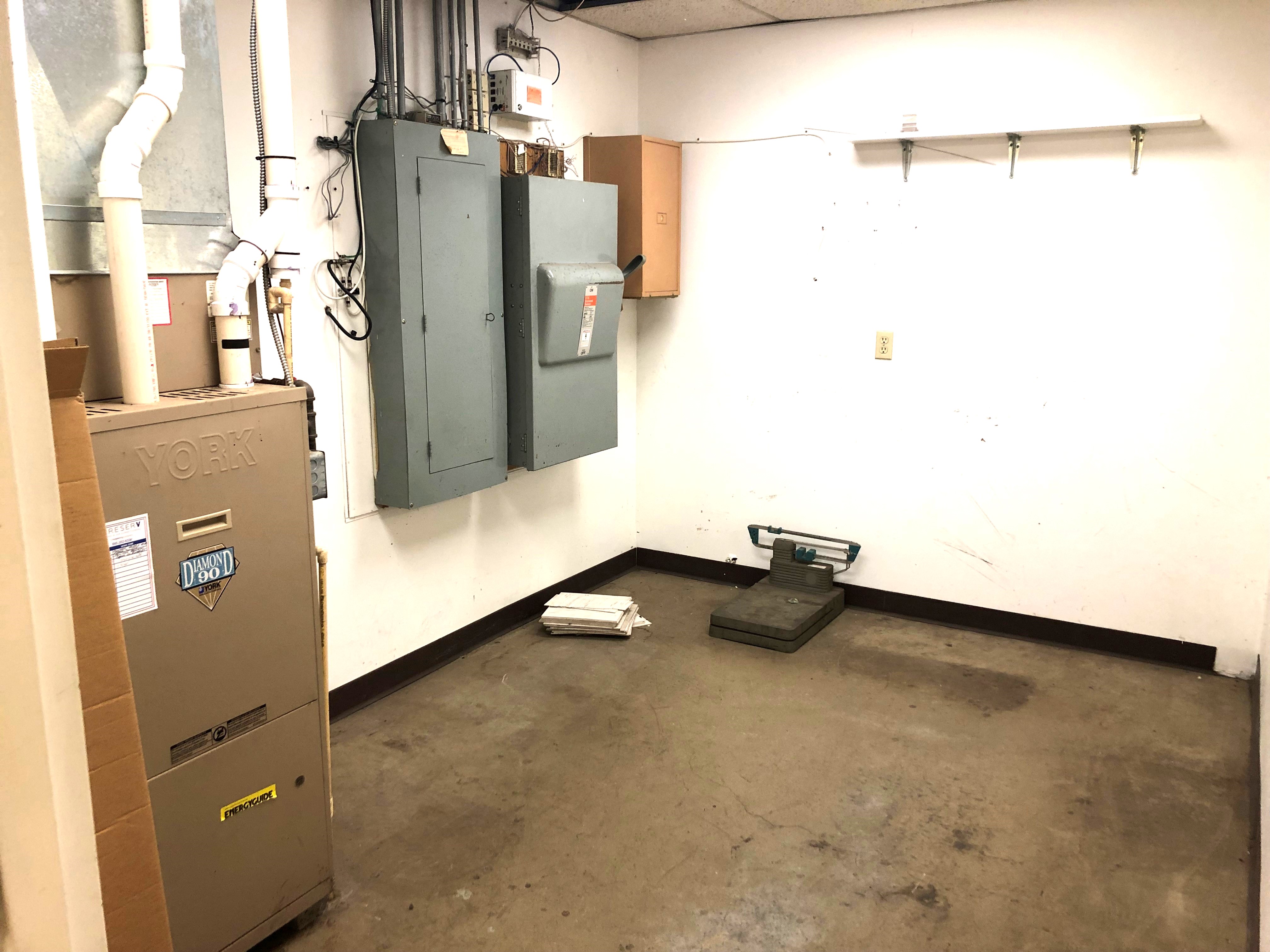 Property Photo #11