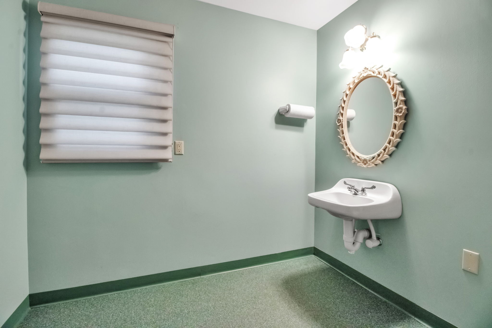 Property Photo #8