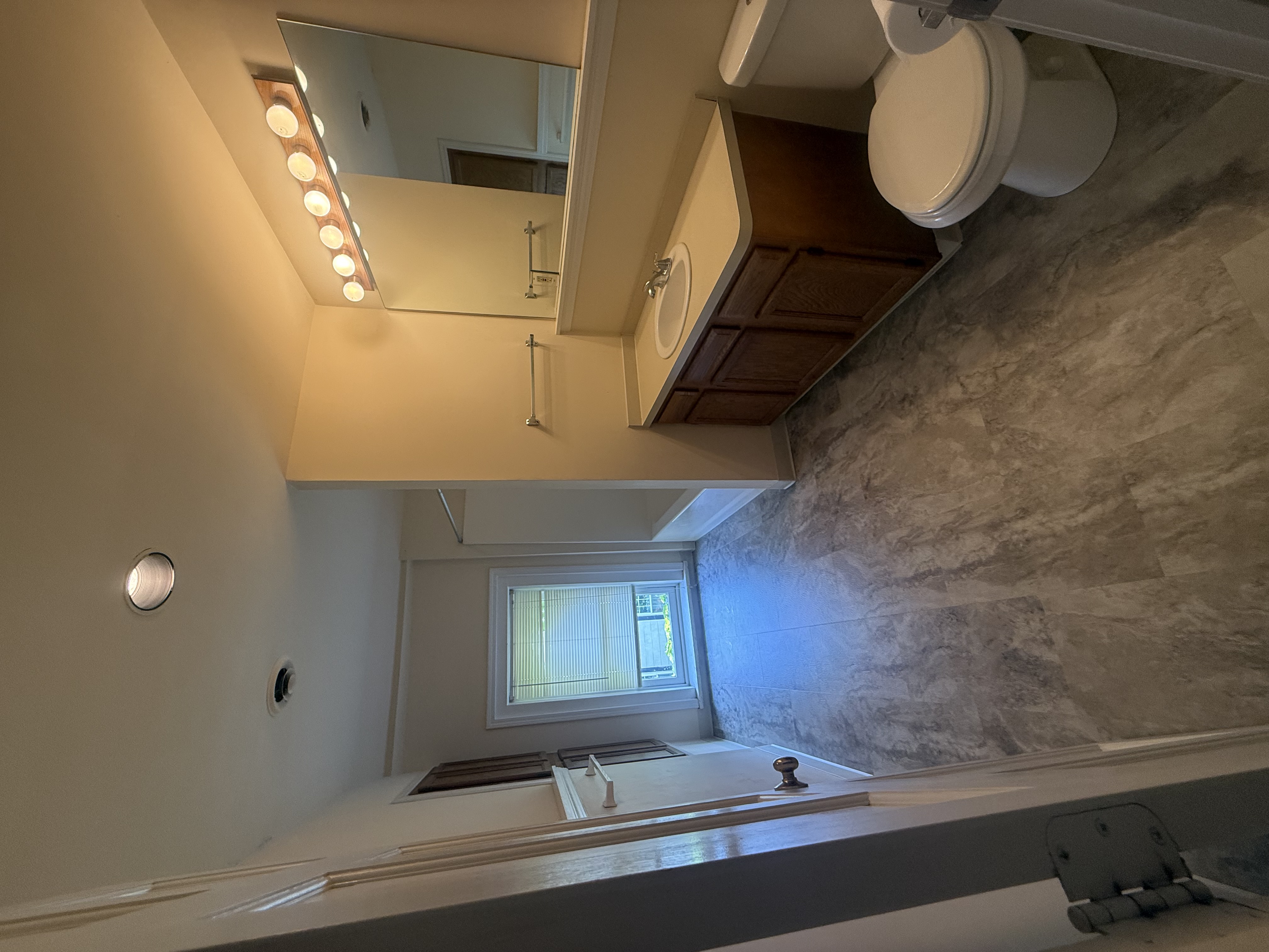 Property Photo #11