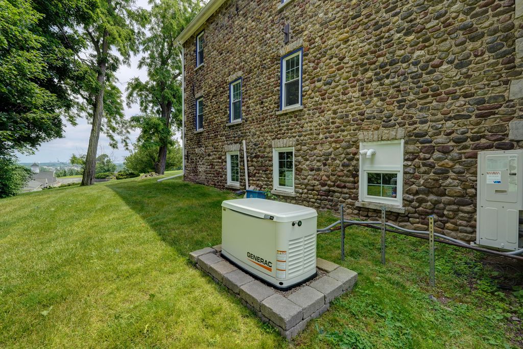 Property Photo #18