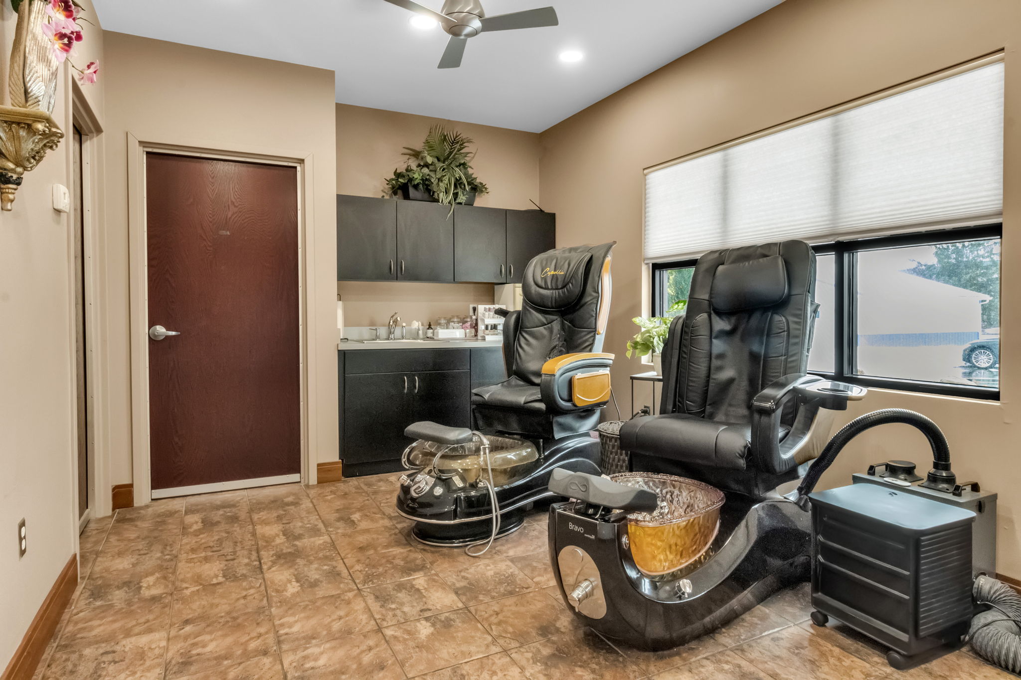 Property Photo #3