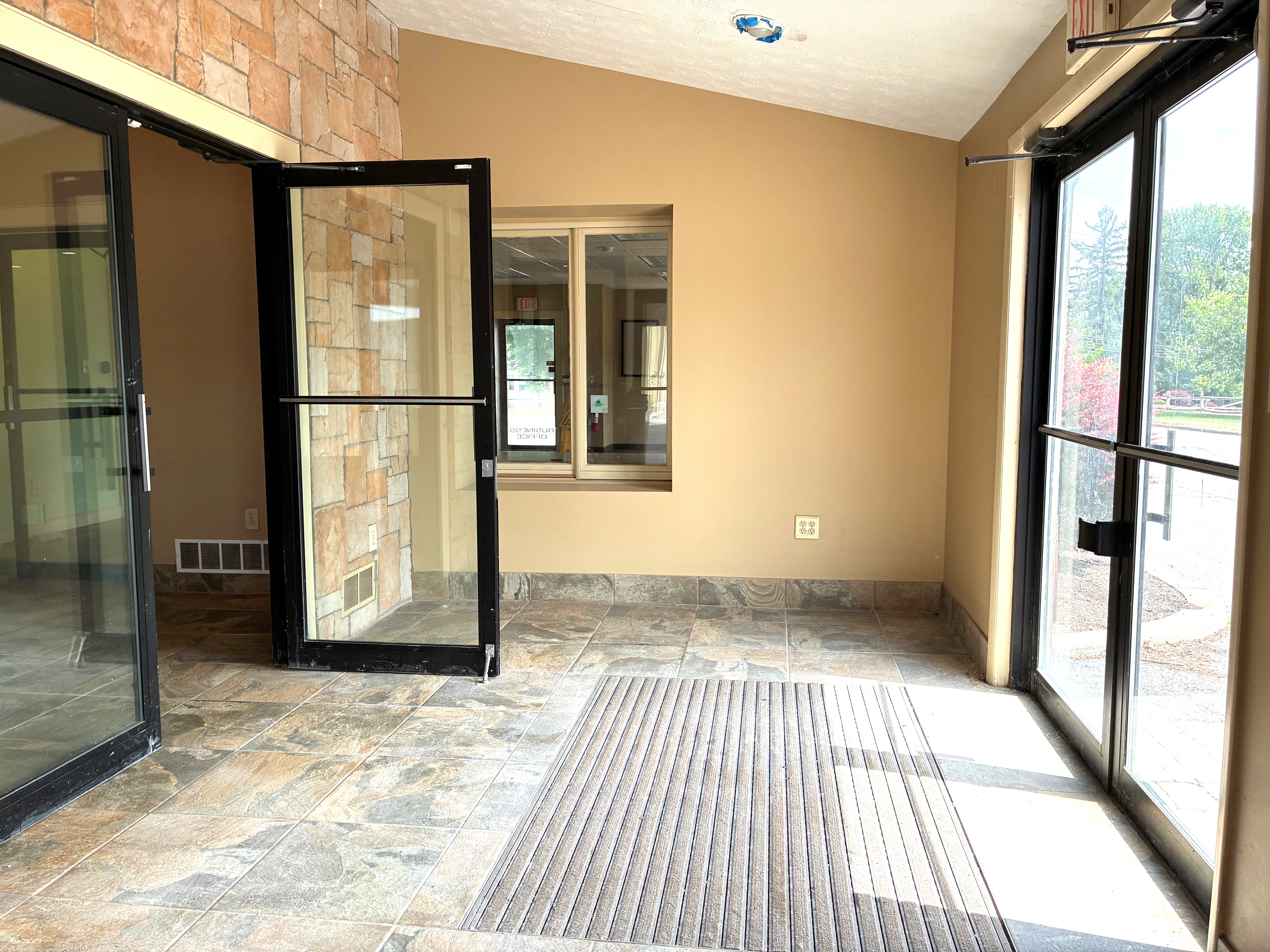 Property Photo #25