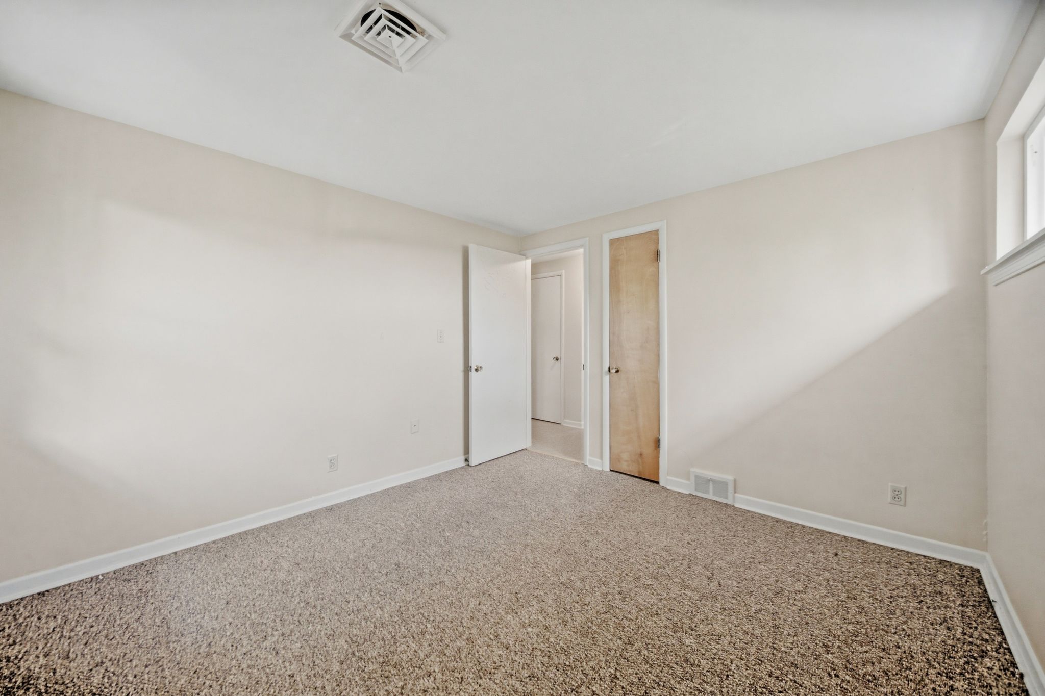 Property Photo #24