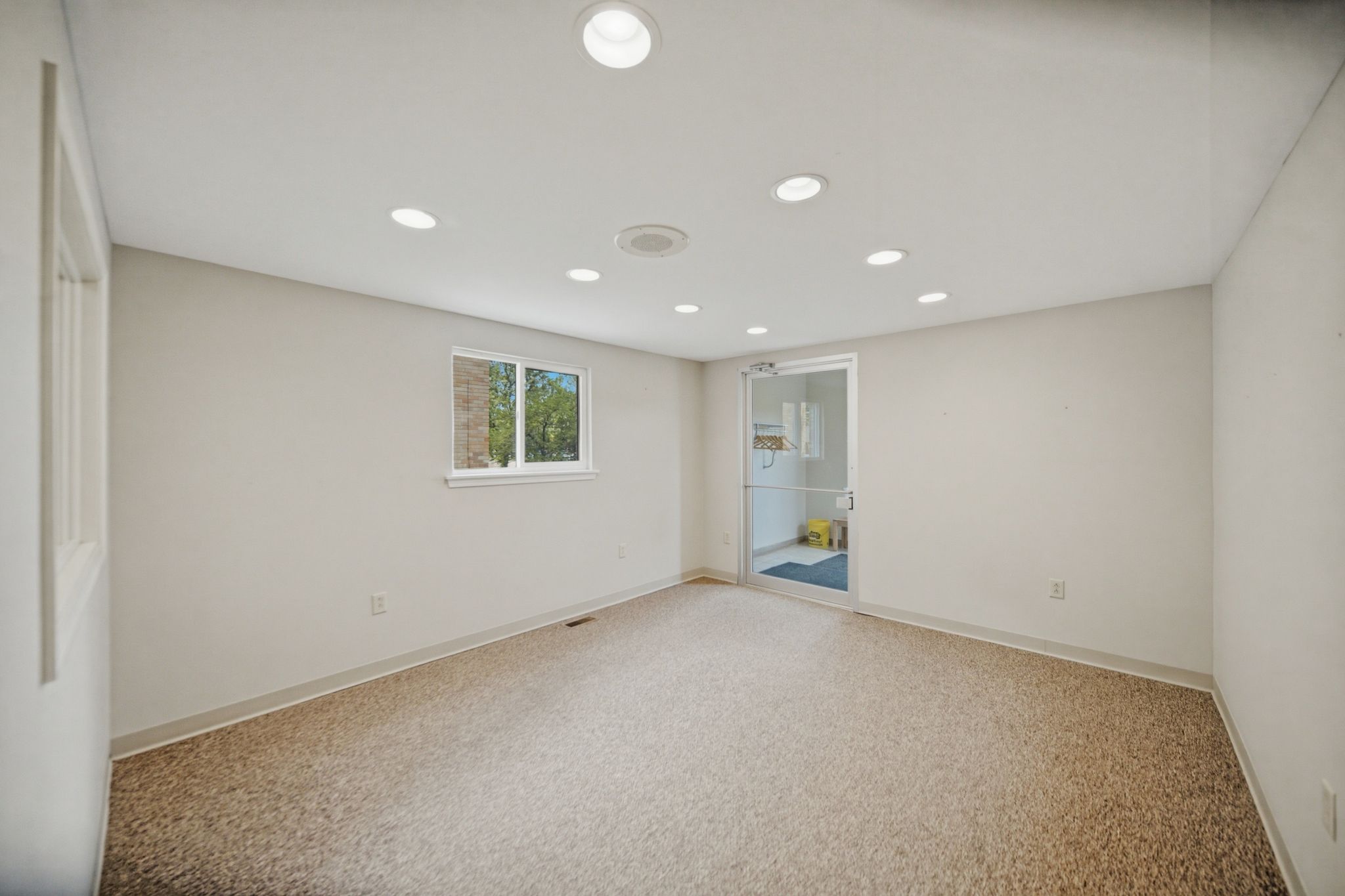 Property Photo #8