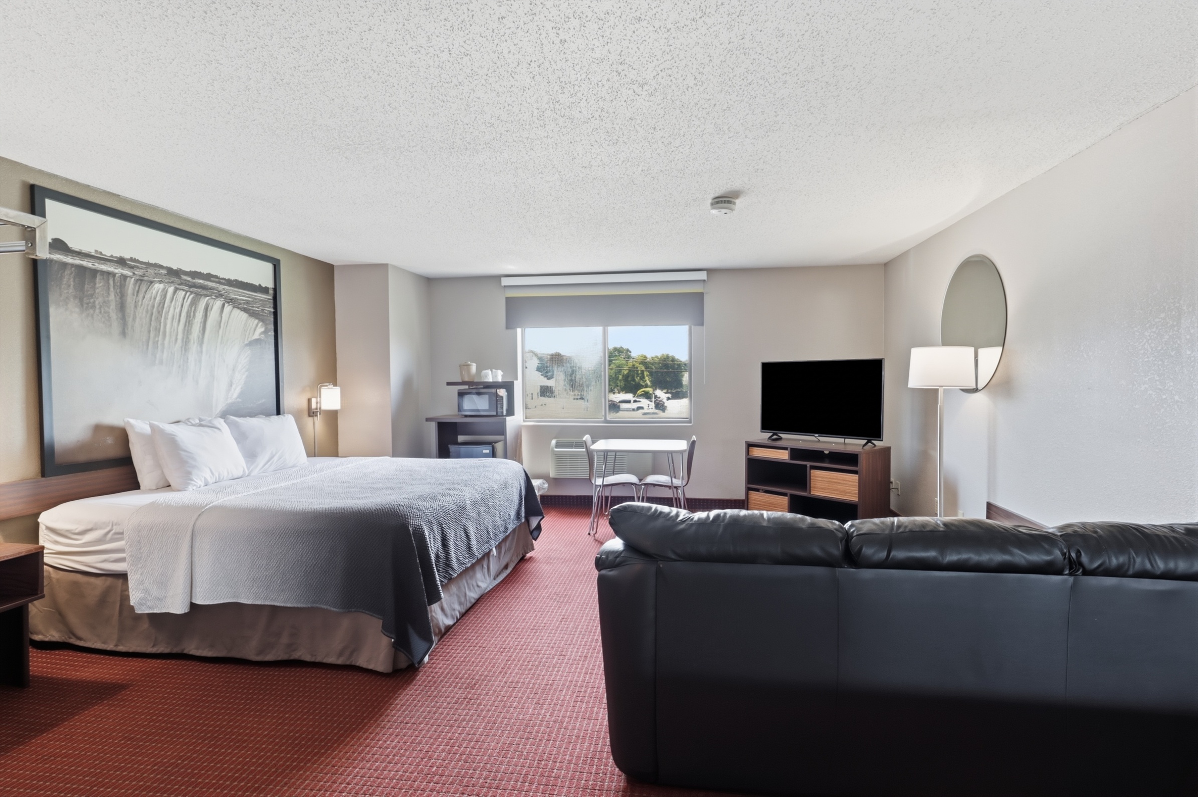 Property Photo #11