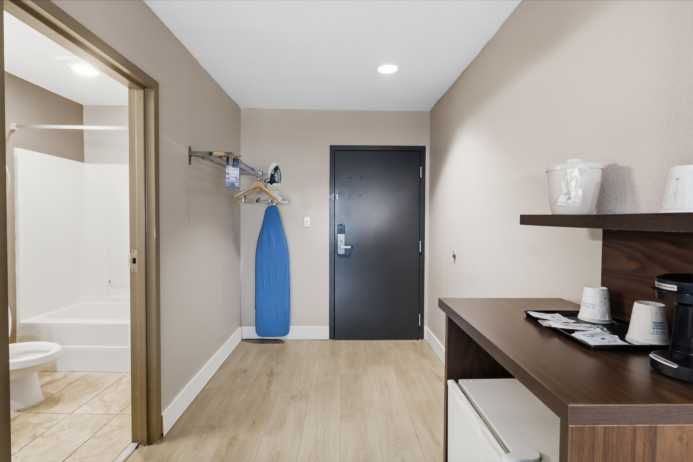 Property Photo #14