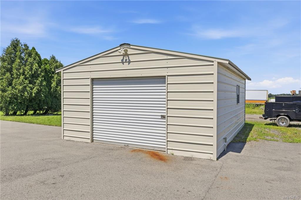 Property Photo #33