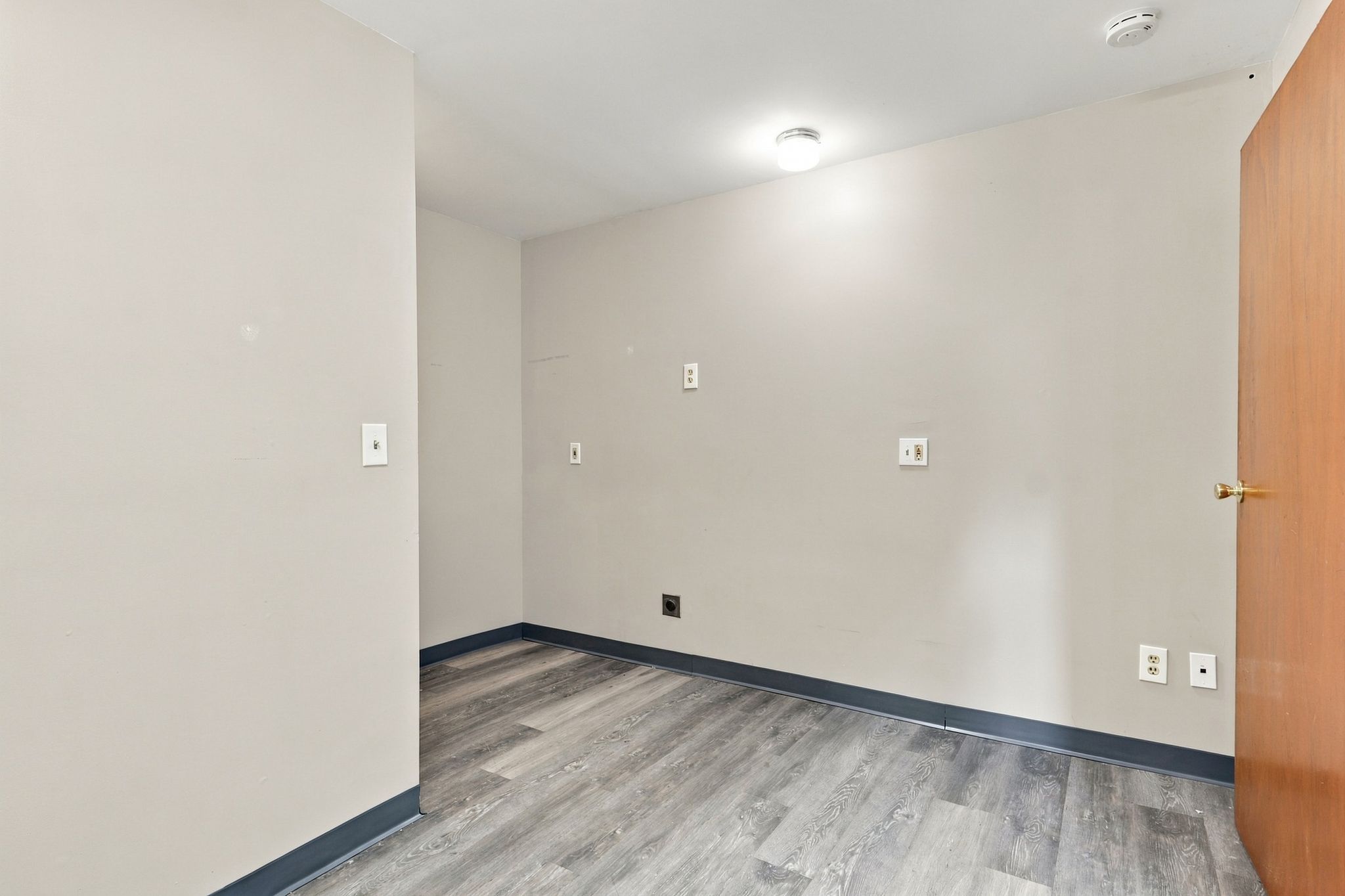 Property Photo #14