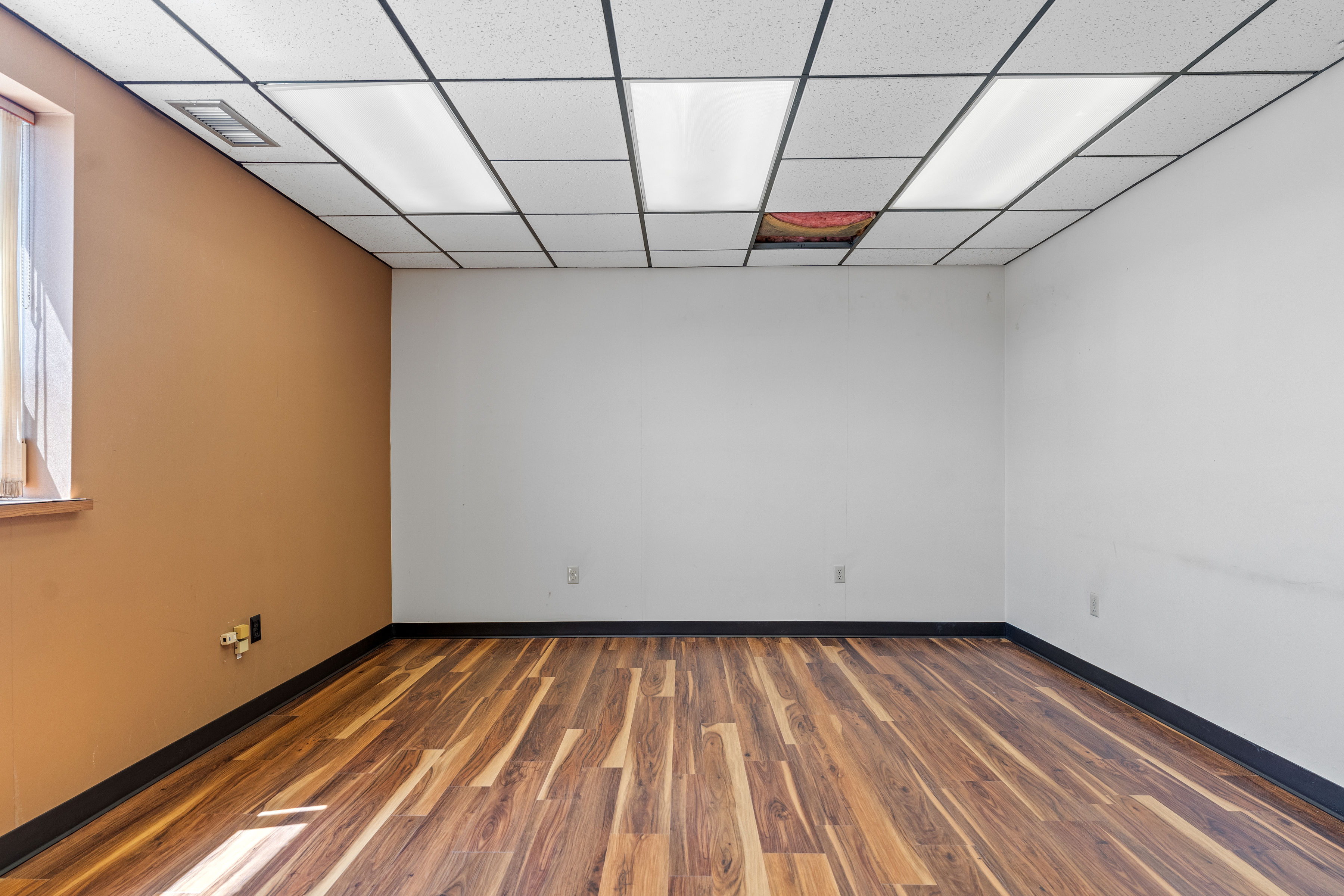 Property Photo #11