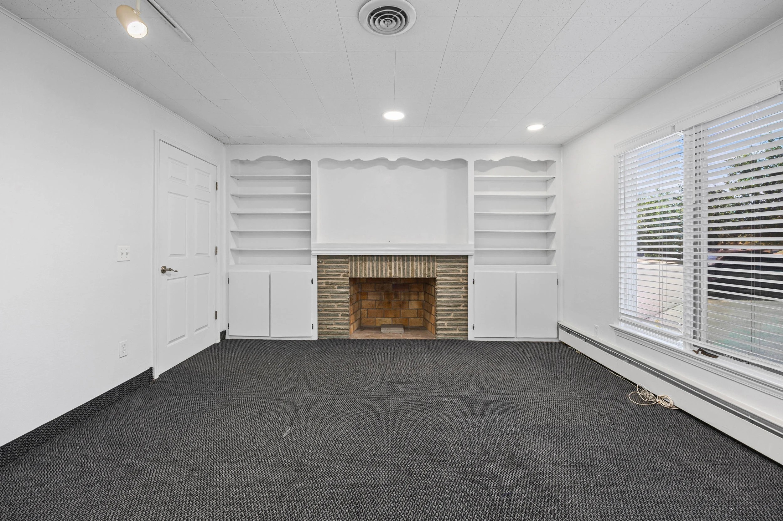 Property Photo #8
