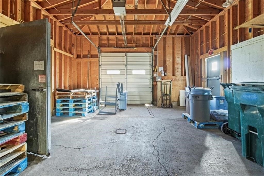 Property Photo #14